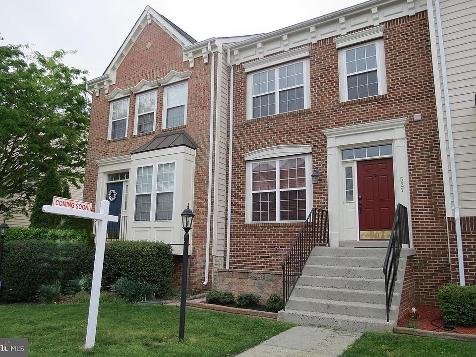 1st image of 527 Legrace Ter NE
