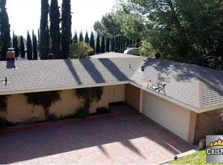 8463 Moorcroft Ave, Canoga Park, CA 91304