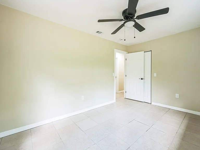 314 W Owens Ave — Photo 14