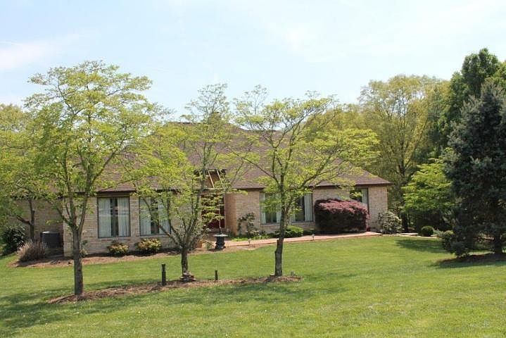 1st image of 2857 Fairway Forest Cir
