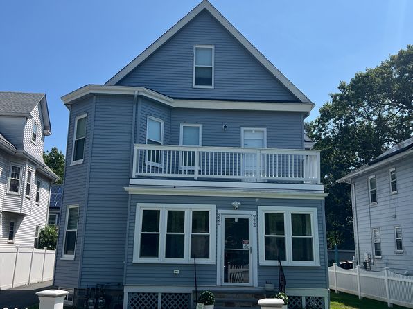220 Blue Hills Pkwy #1