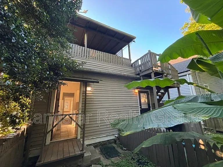 2127 Grinstead Dr #1 — Photo 32