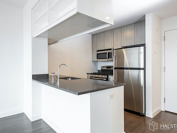 4th image of 388 Bridge St APT 28J