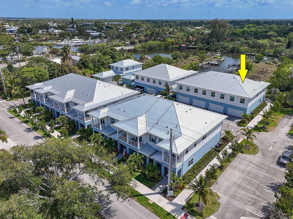 1st image of 4707 SE Manatee Way