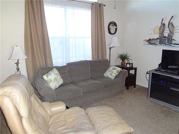 5th image of 2515 Arrowpointe Dr