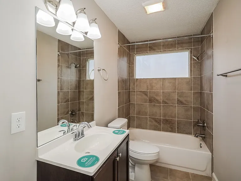2013 Saint Martins Dr W — Photo 14
