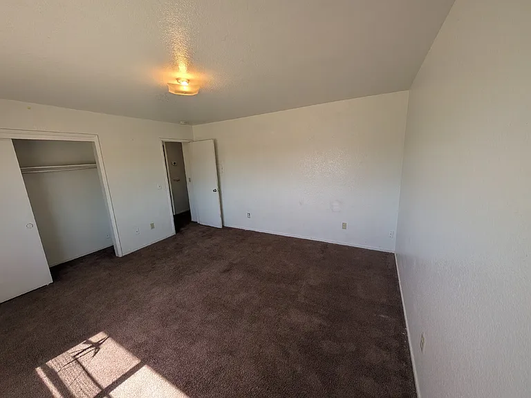 1409 Tomah Ave #B — Photo 4