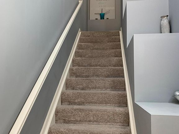 3rd image of 3709 Birkland Cir