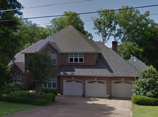 607 S Wedgewood Rd, Starkville, MS 39759