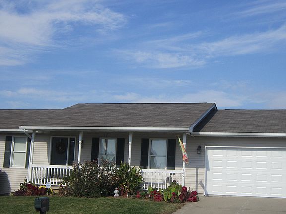 2nd image of 789 Birdie Ln