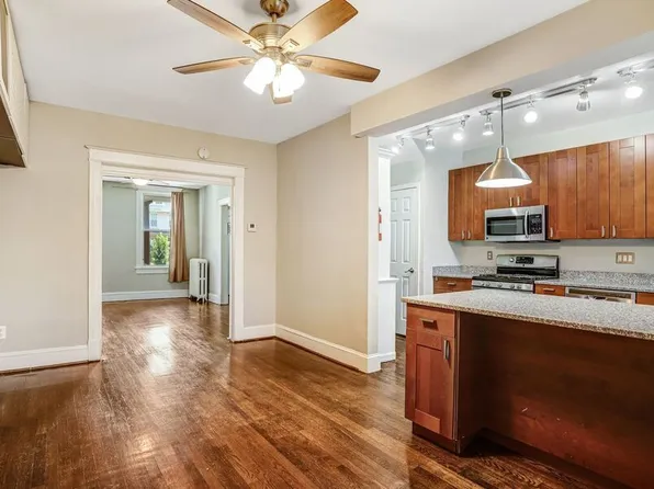 821 Kentucky Ave SE, Washington, DC 20003