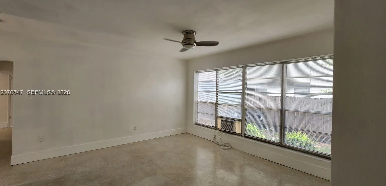 Biscayne Bch Sub — Photo 4