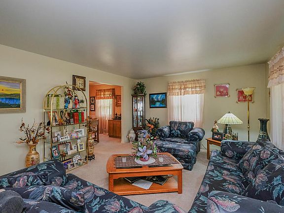 3rd image of 2624 Hemlock Ave