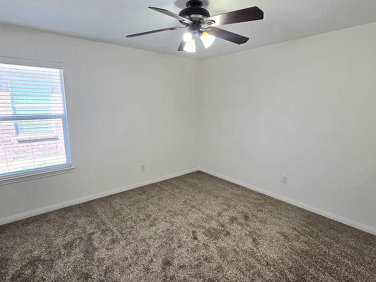 1241 Kachina Ln — Photo 11
