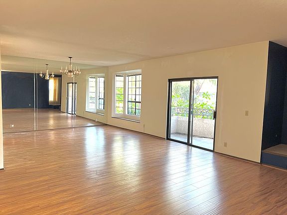 3rd image of 4707 Willis Ave APT 101