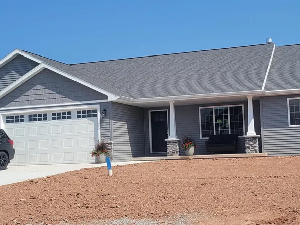 2040 Antelope Trl, Kaukauna, WI 54130