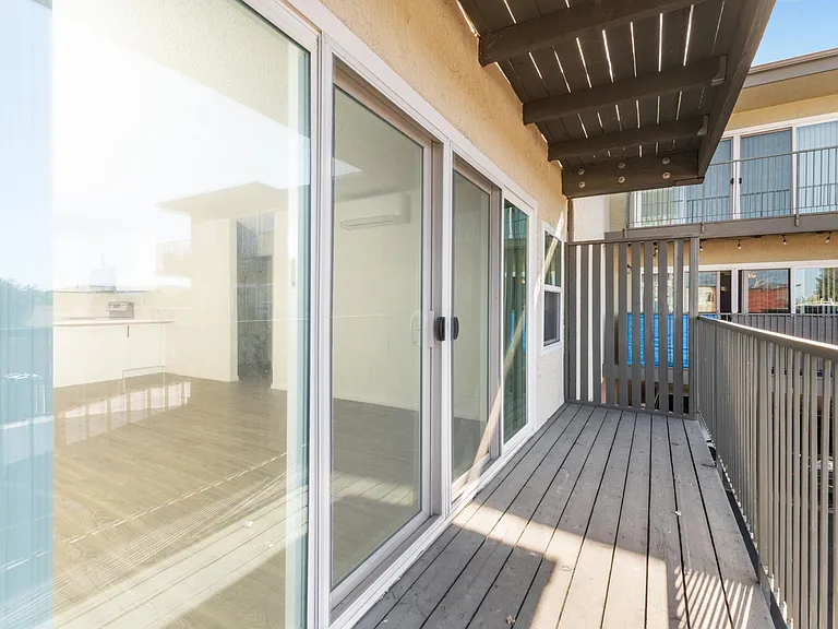 228 Las Flores Dr #15 — Photo 11