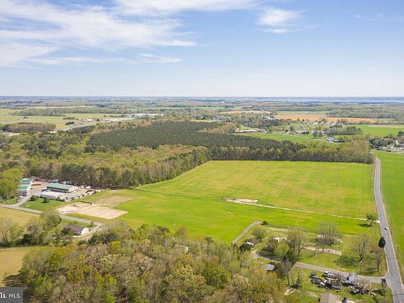 3rd image of 4502 Old Trappe Rd