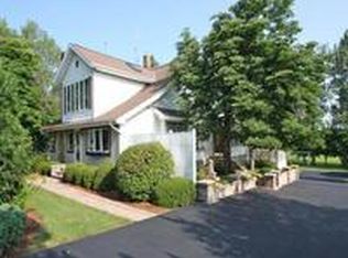 N132W18474 Rockfield Rd, Germantown, WI 53076