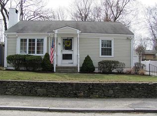 23 River Rd, Lincoln, RI 02865