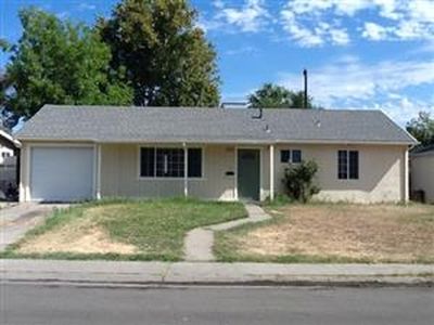 691 Belasco Ave, Sacramento, CA, 95815