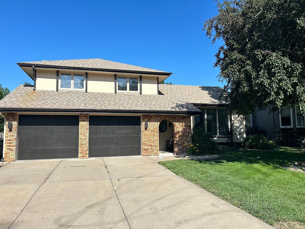 15207 Howe St - Property Image