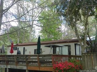 120 Oak Dr #372, New London, NC 28127