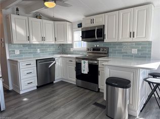 11541 Cardiff DR, FORT MYERS, FL 33908