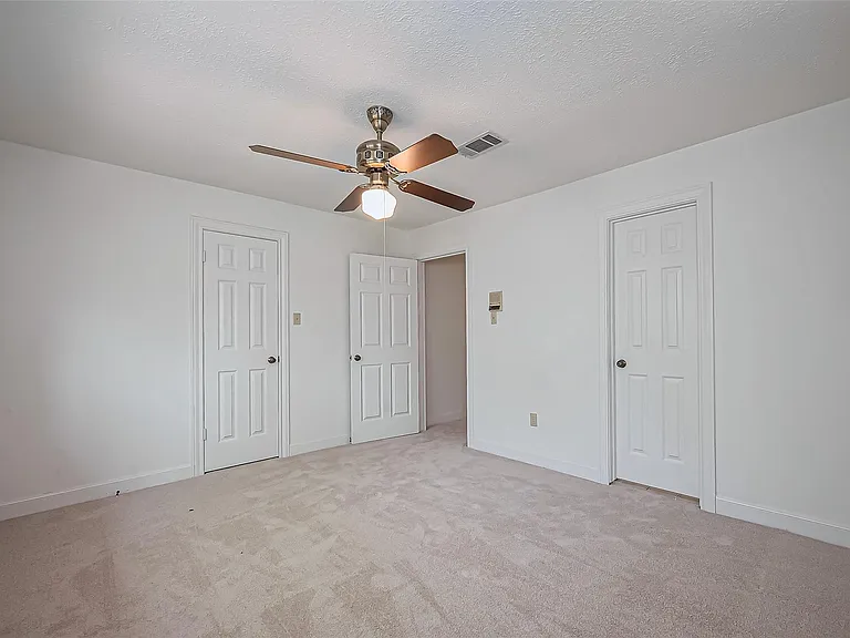 18307 Champion Forest Dr — Photo 28