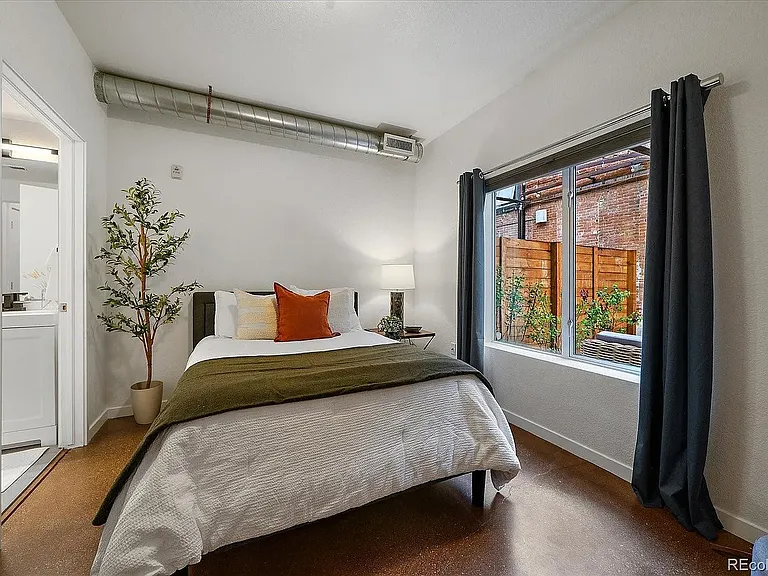 3033 Blake St #123 — Photo 20