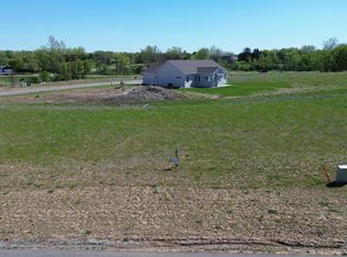 Goldfinch Dr #9, Greenville, WI 54942