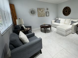 1527 Winterberry Ln, Fort Lauderdale, FL 33327