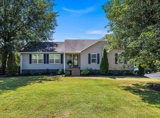 162 Twin Cove Dr, Lebanon, TN 37087