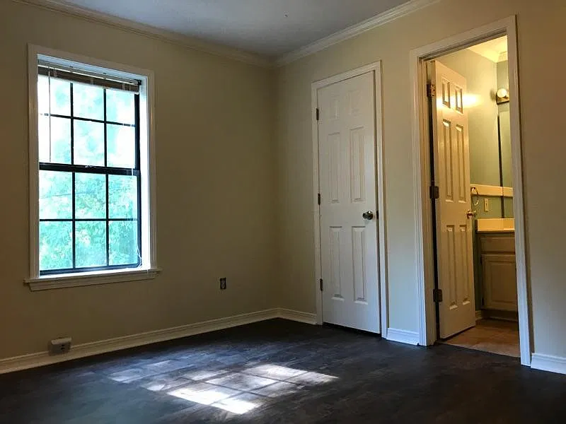 1634 Garfield Ave — Photo 3