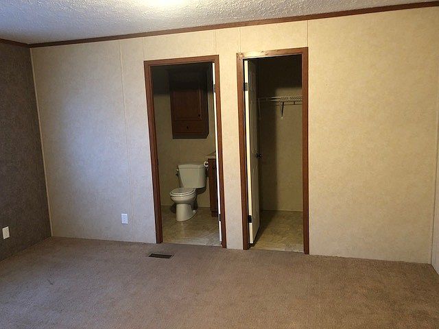 1st image of 4595 Knollwood Dr #115