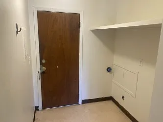 Utility room with Washer and Dryer Hookups