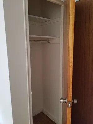 Rented by Max & Associates Realty Corp | media 8