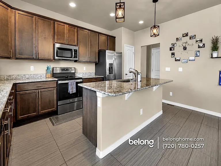 10224 Hidden Park Way — Photo 3
