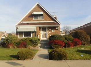 8001 S Whipple St, Chicago, IL 60652
