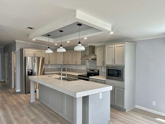 2nd image of 4604 Lake Crystal Blvd #4ZUPSK