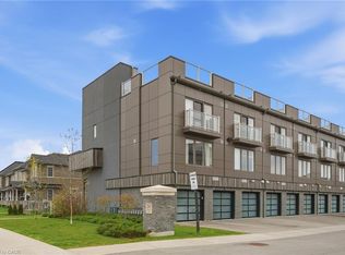 261 Skinner Rd #23, Hamilton, ON L8B1W6