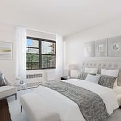 Rented by Sovereign Associates | media 11