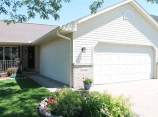W2758 Brookhaven Dr, Appleton, WI 54915