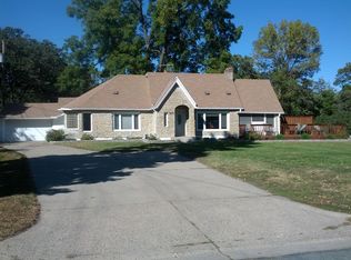 800 73rd St W, Richfield, MN 55423