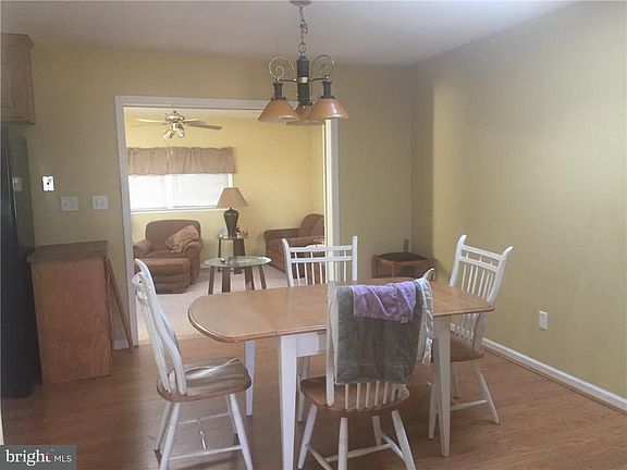 5th image of 7688 Grace Cir