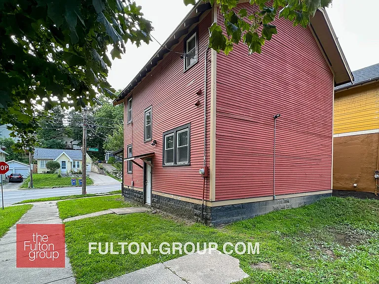 123 Fuller Ave NE — Photo 28