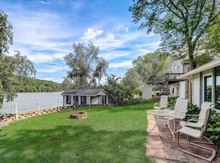 N3533 Tipperary Rd, Poynette, WI 53955