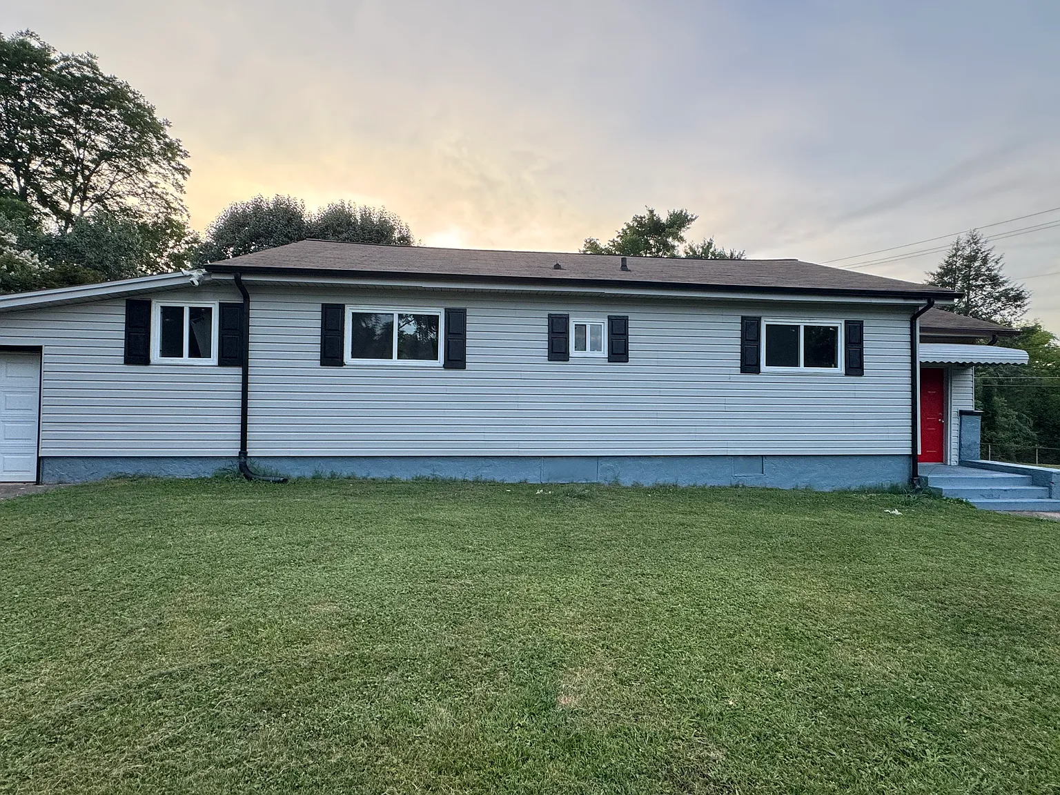 2 bed, 1500 sqft, $1,875 — Photo 1