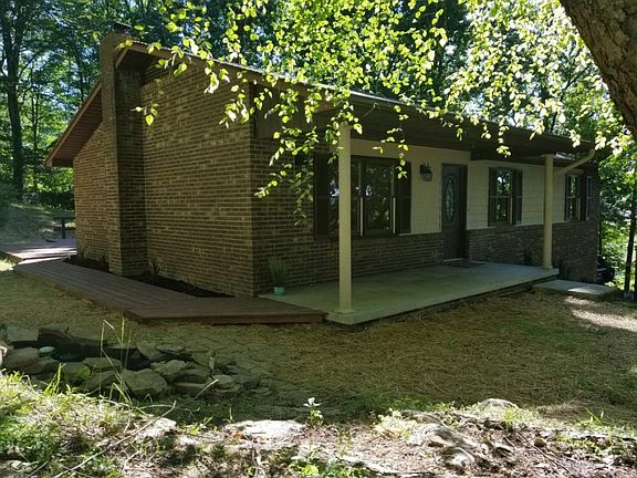 3rd image of 125 Deakins Estates Dr