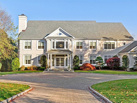 2nd image of 15 Knightsbridge Manor Road